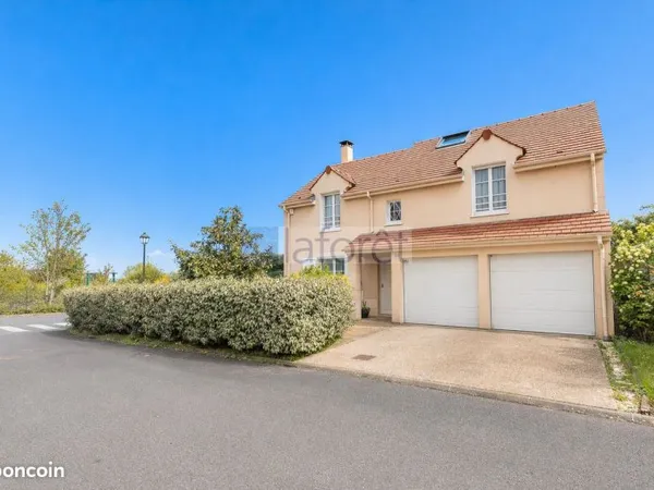 Maison 6 pièces 179 m²