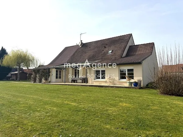 Maison 8 pièces 210m2