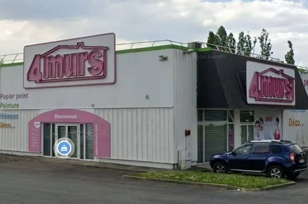 Local commercial 600 m²