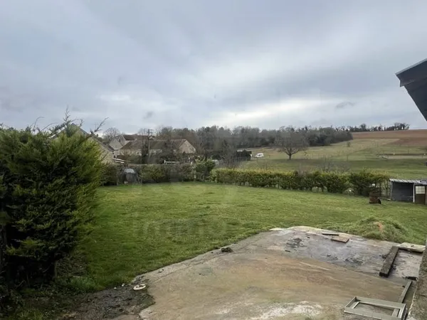 SOUGÈRES-EN-PUISAYE (89520) - Maison 2 pièces 61,02 m2 / 150
