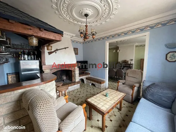 Propriété 8 pièces 191 m²