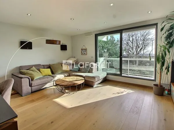 Appartement Suresnes 5 pièce(s) 98 m2