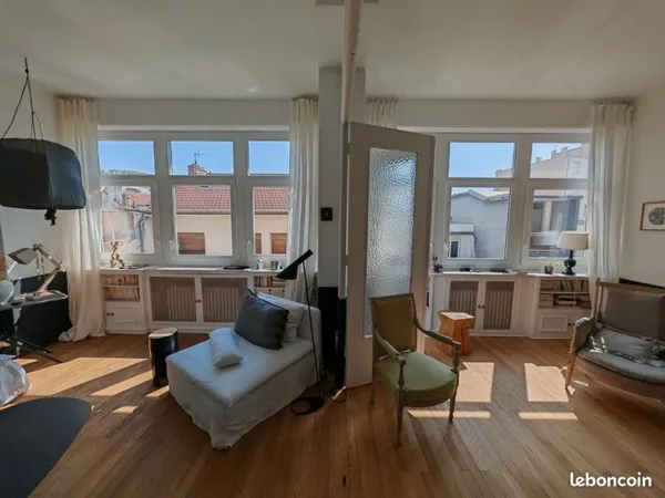 Bel appartement 100 m2 centre ville