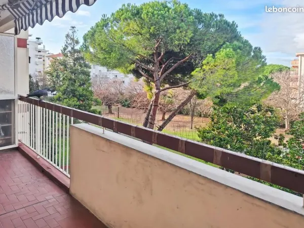 Vente T4 cannes la bocca - 70 m2