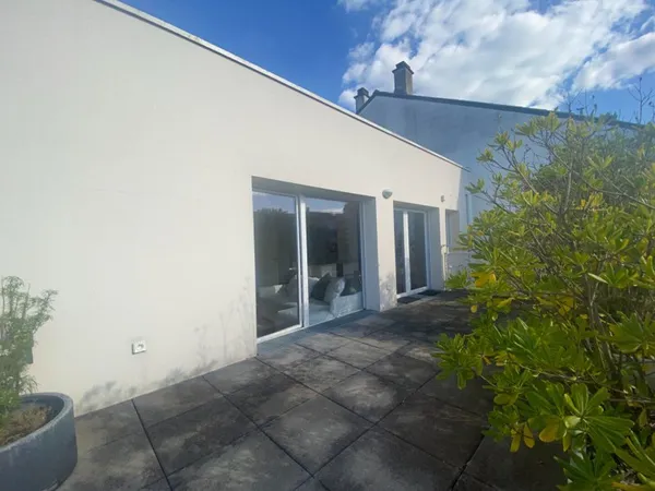 Loue Appartement 5 pièces 94m² 44100 Nantes (Canclaux - Mélinet)