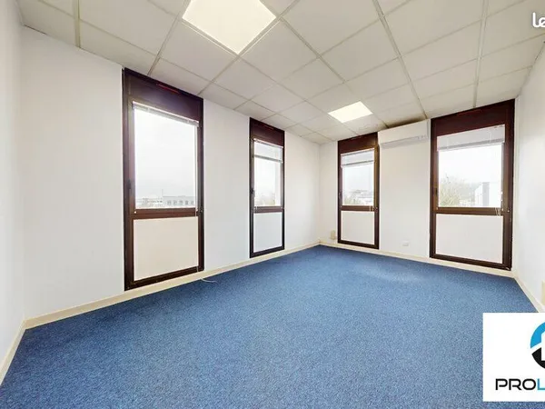Bureaux 210 m² COMPIEGNE