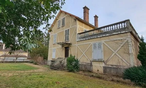 Maison 12 pièces 350 m²
