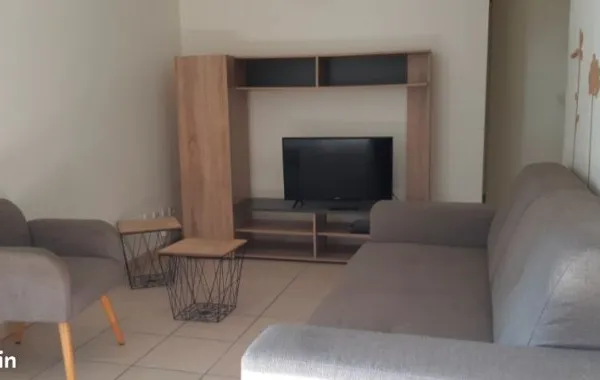 Colocation Villeurbanne Salengro piscine