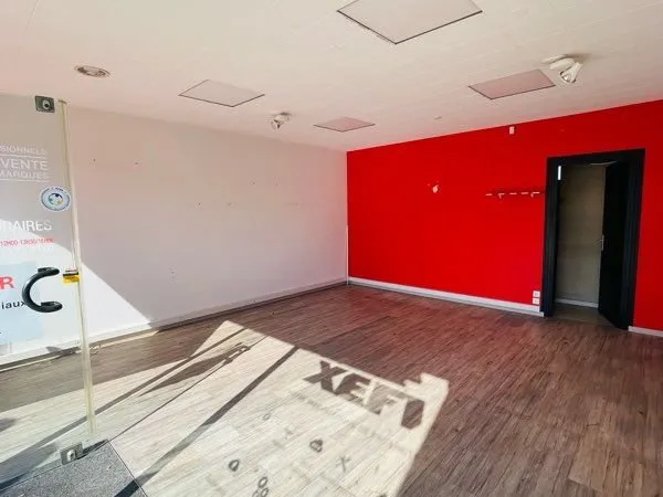Local commercial 38m2 Agneaux La Palière