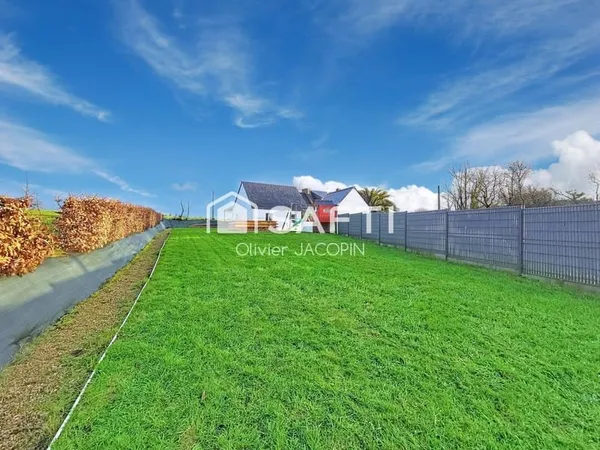 Maison rénovée - Vie de plain-pied - Lannilis