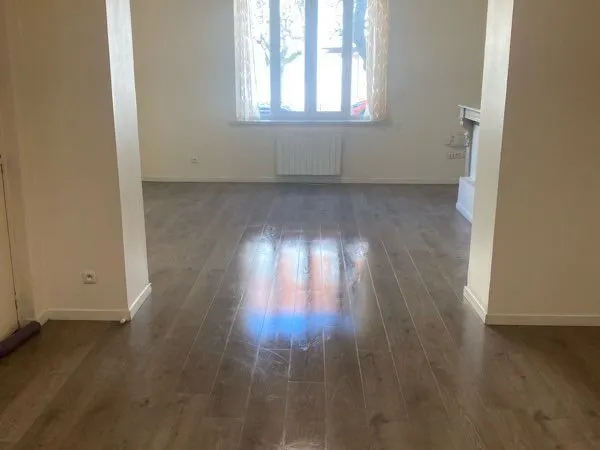 Appartement T4 en rez-de-chaussée avec jardin