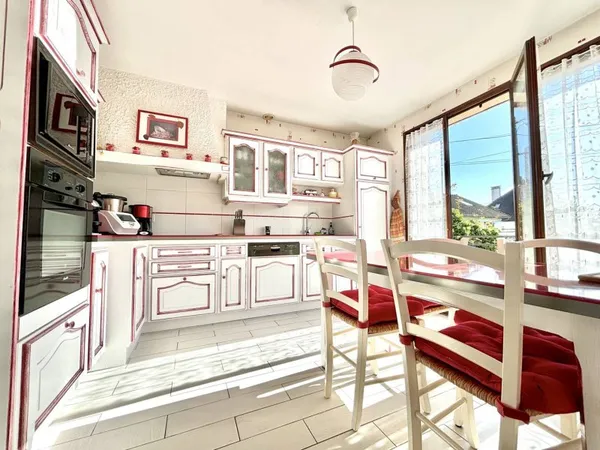 Maison 7 pièces 148 m²