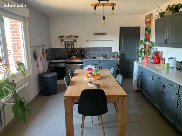 Maison 4 chambres rénovée + parking jardin Auchel