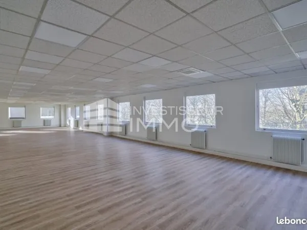 Bureaux 105 m²