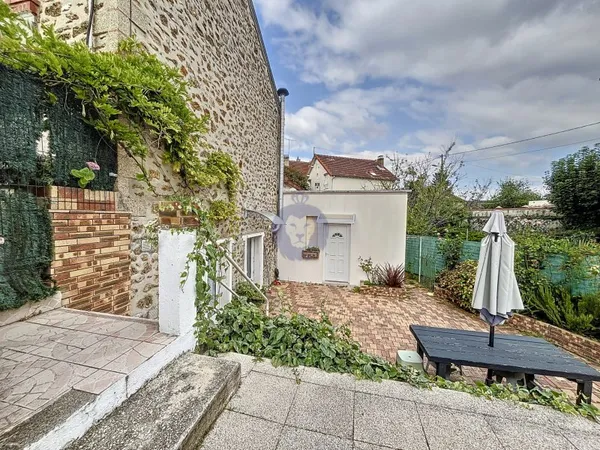 Terrain en individuel 285 m²