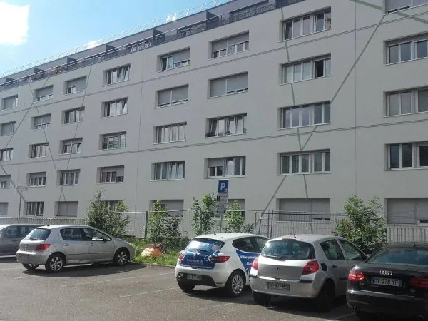 Parking 15 m²