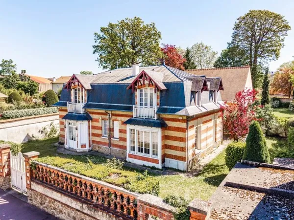 EXCLUSIVITE - Saint-Germain-en-Laye - Quartier Pereire- Villa Belle époque