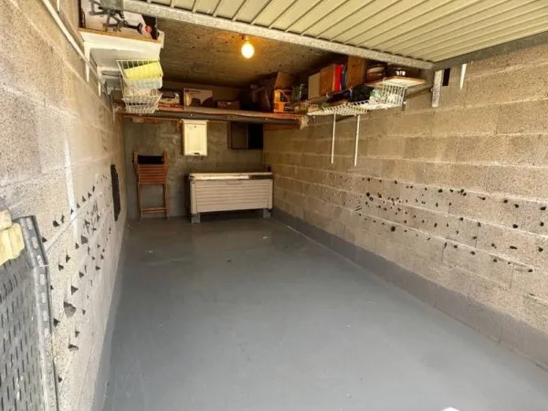 Parking 13 m²