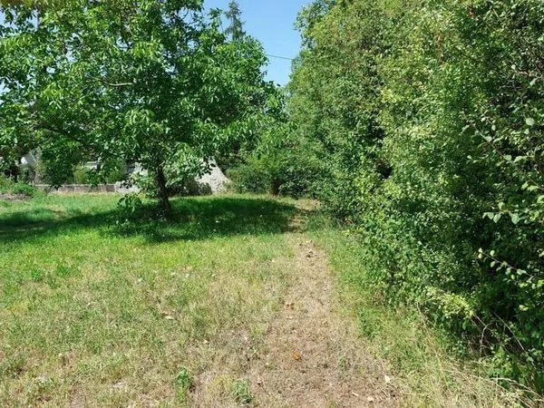 Terrain constructible 1700 m²