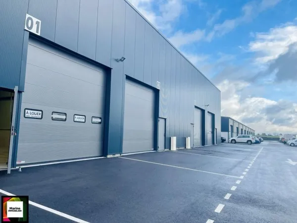 Local 1 pièce 103 m²