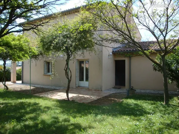 Logement 95 m²+ garage