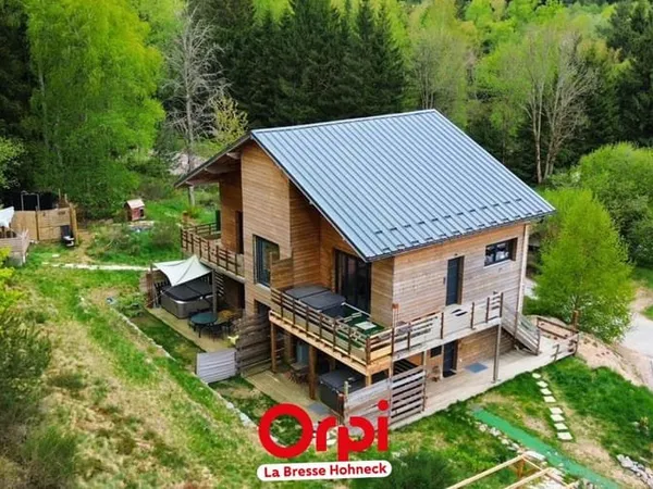 Immeuble 10 pièces 153 m²