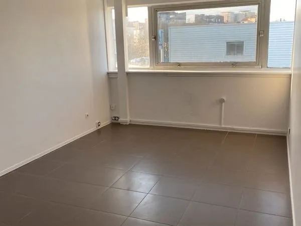 🏢 Bureaux - 150 m² - 1er étage -
