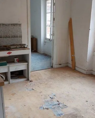 Maison 7 pièces 300 m²