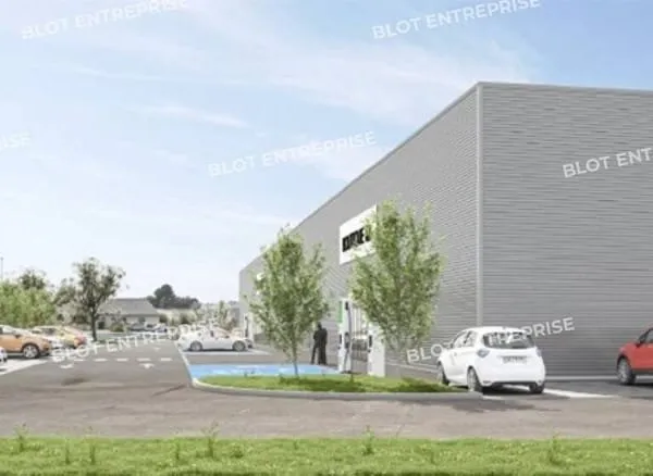 Local commercial 3 pièces 400 m²