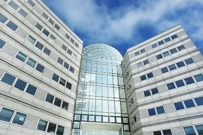 Travaillez à Paris Roissy Airport HQ ou dans tout autre endroit grâce à notre réseau mondial