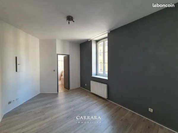 Studio 1 pièce 22 m²
