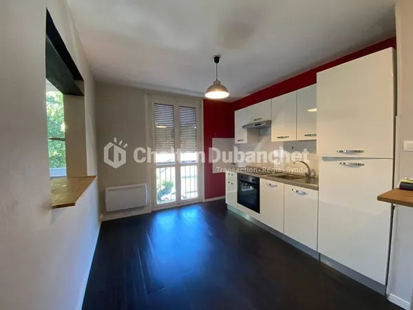 Appartement 4 pièces 74 m²