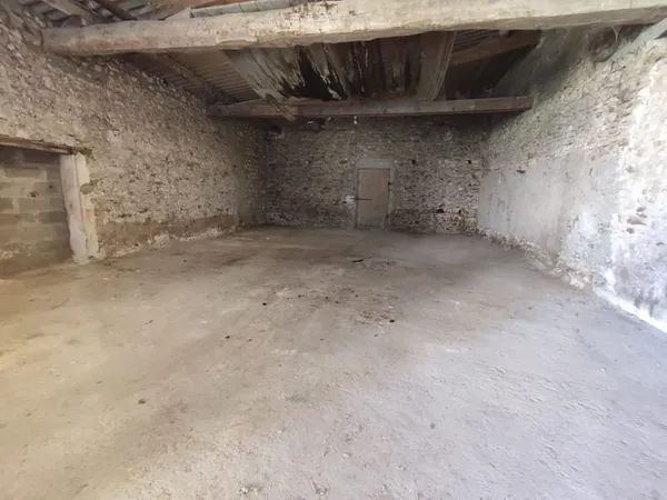 Grange 73 m2 avec Jardin GALLARDON
