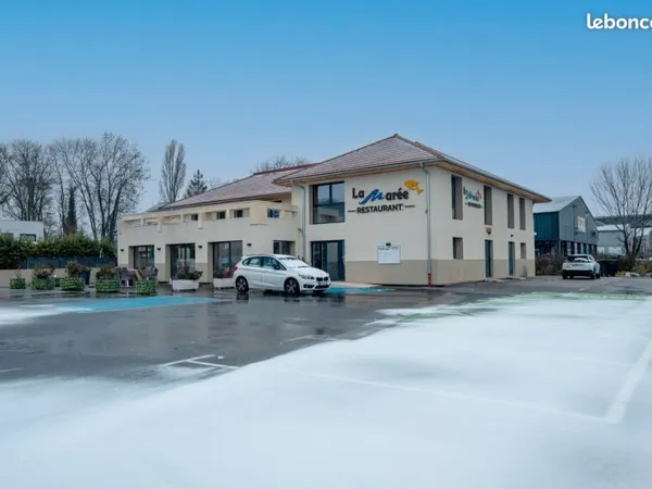 PLATEAU DE BUREAUX 305 m² - ST GENIS POUILLY (ZI ALLONDON) - RÉNOVÉ & MODULABLE