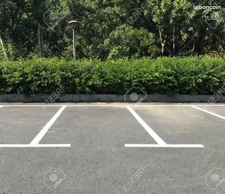 Place de parking à Perpignan - Quartier Jardin Saint Louis