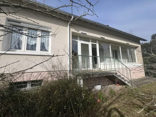 Maison sur sous-sol complet !