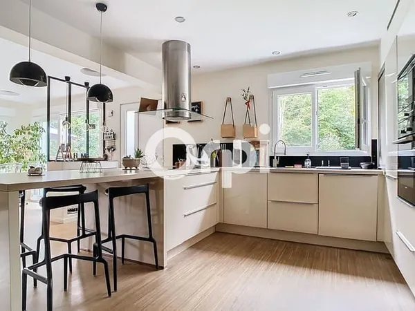 Maison 5 pièces 104 m²