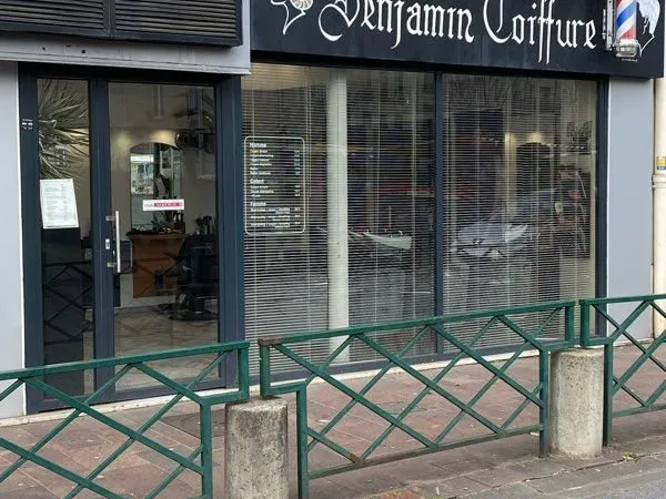 Bereau et commerce