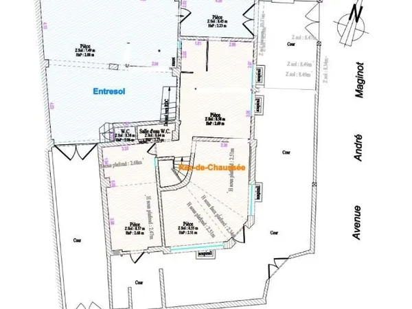 Local Commercial d'Angle - 240 m²