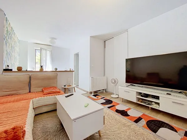 Appartement Elbeuf 1 pièce(s) 28 m2