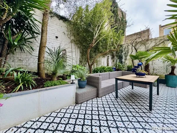 Propriété 6 pièces 161 m²