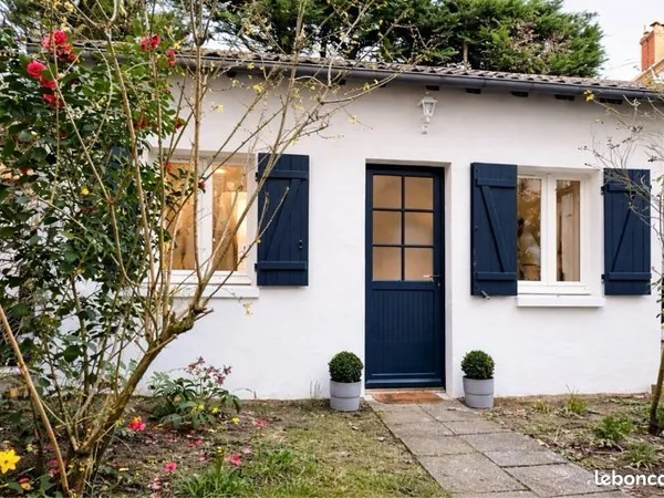 Maisonette studio Meublé et climatisée