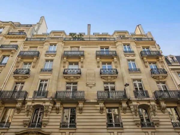 Bureaux 273 m²
