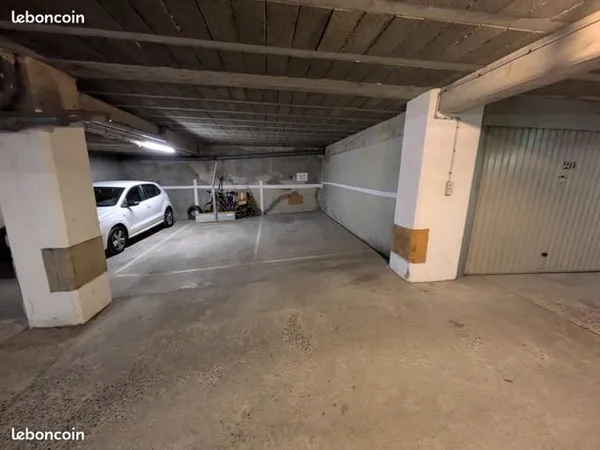 Parking rue Riquet et rue des 7 Troubadours