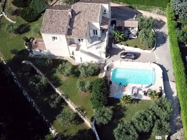 Vends villa