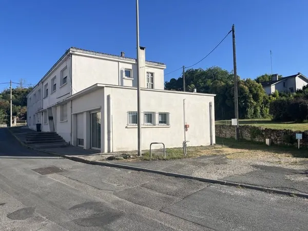 Maison en pierre de 11 pièces principales
