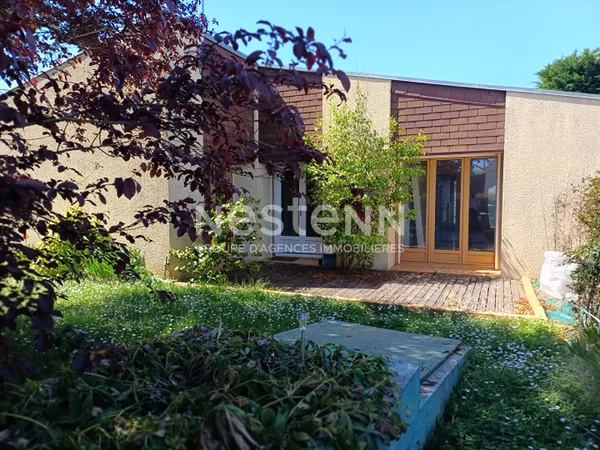 RARE À SAISIR À SAINT-GERVAIS-LA-FORÊT ! MAISON DE PLAIN-PIED AVEC 3 CHAMBRES