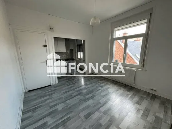 Studio 1 pièce 17 m²