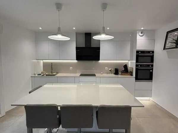 Maison 6 pièces 216 m²