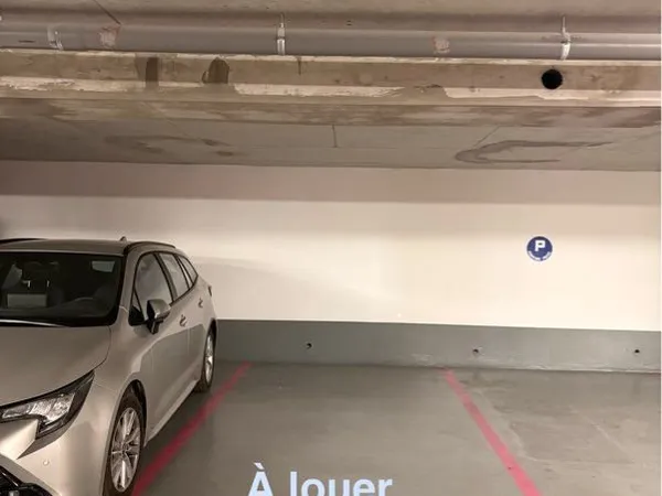 Place de parking à Paris 19e
